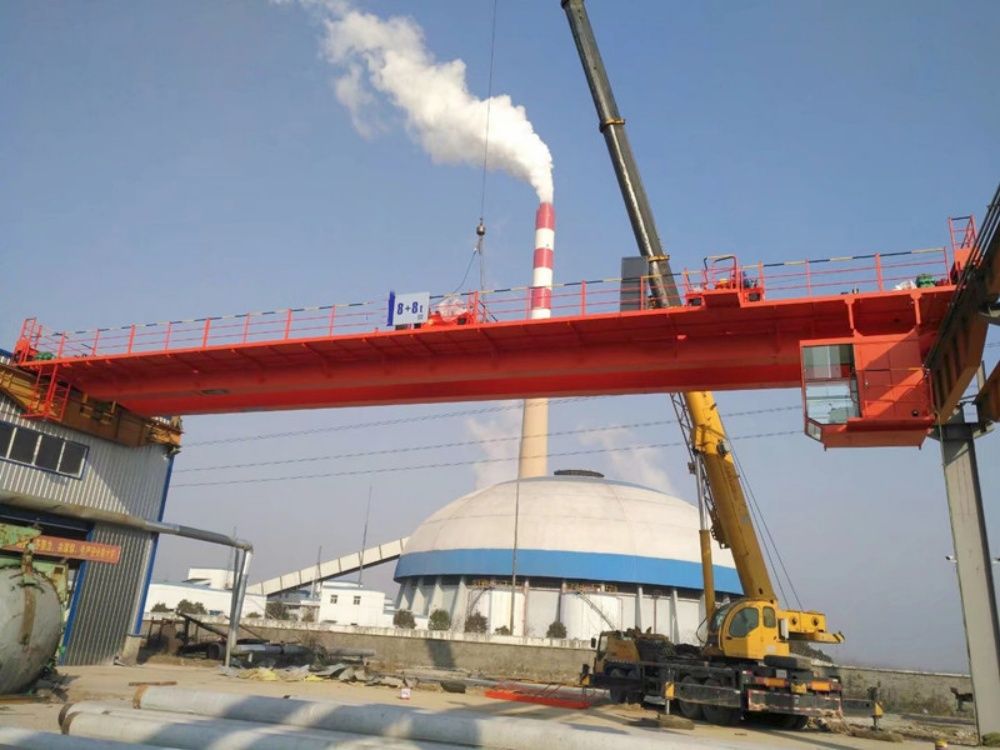 湖南長(zhǎng)沙起重機(jī)廠家、QE型雙小車(chē)雙吊鉤橋式起重機(jī)、雙鉤行車(chē)