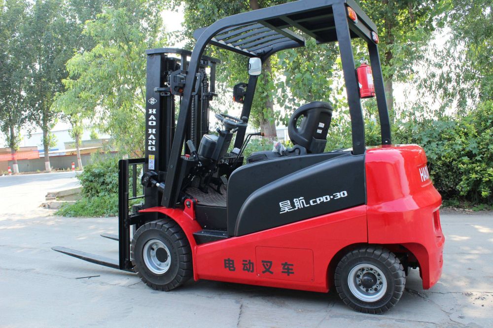 鋰電叉車在使用的過程中，有哪些注意事項？