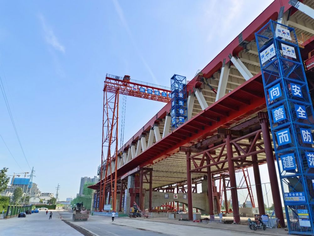 MG桁架雙梁門式起重機(jī)、路橋門機(jī)生產(chǎn)廠家、產(chǎn)品報(bào)價