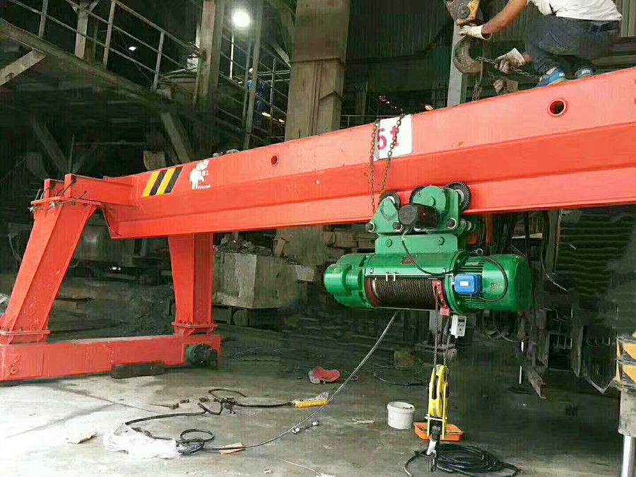 江西上饒龍門吊、行業專用起重機、MH型電動單梁門式起重機