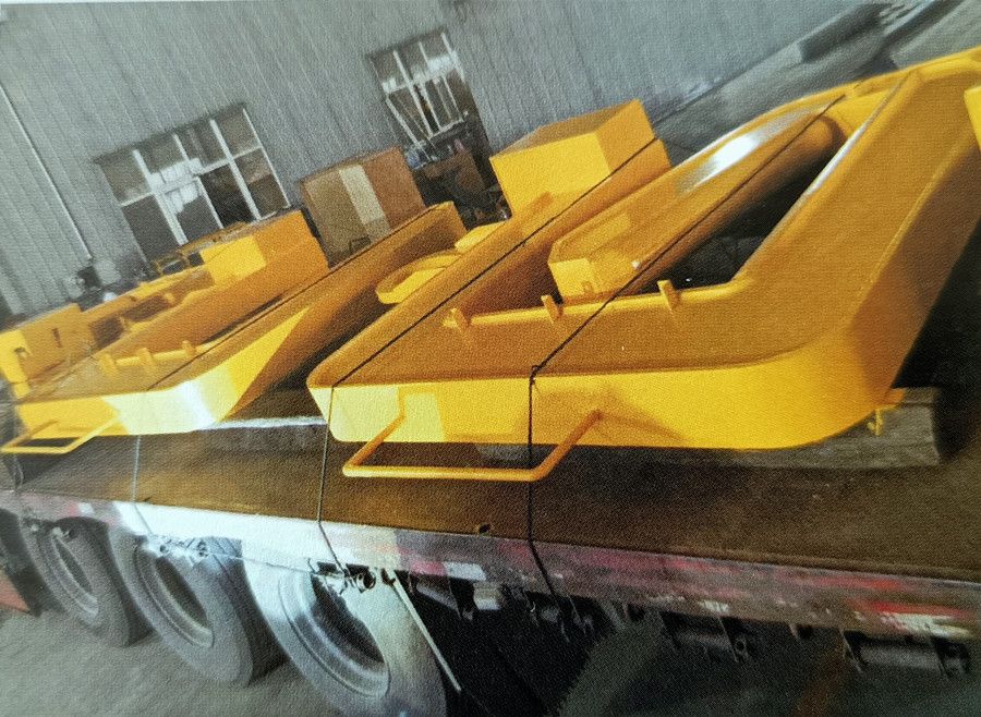 C型吊具裝車發貨.jpg