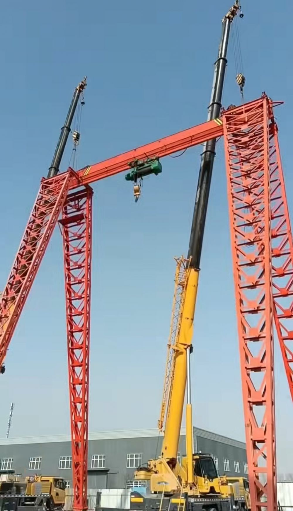 門式起重機搬遷移裝.jpg