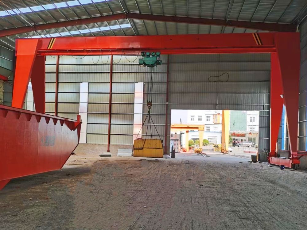 MH型1~32噸電動(dòng)葫蘆單梁門式起重機(jī)、山東龍門吊廠家品牌、價(jià)格