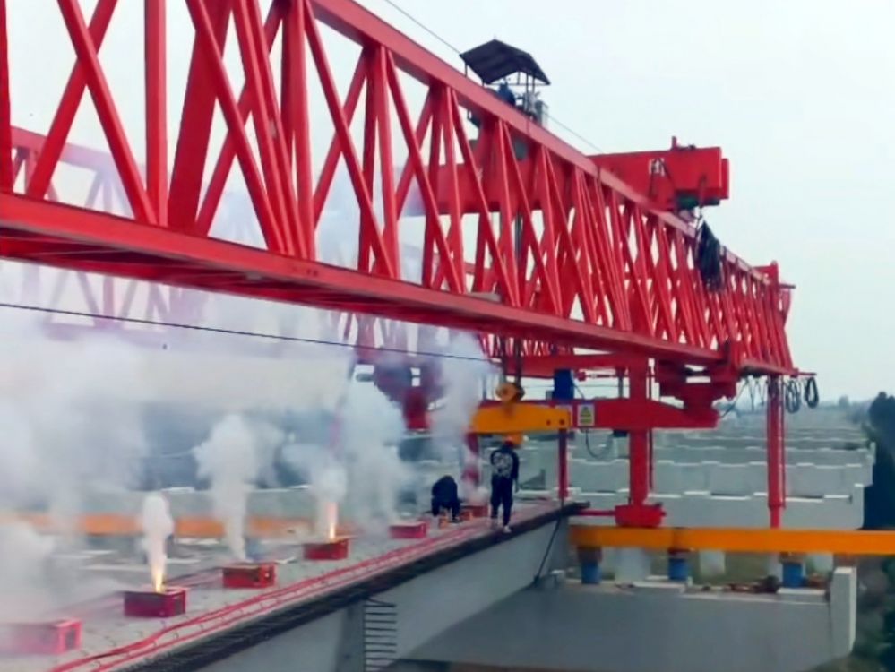 架橋機型號規(guī)格、技術(shù)參數(shù)、架橋機廠家銷售出租租賃、安裝搬遷維修
