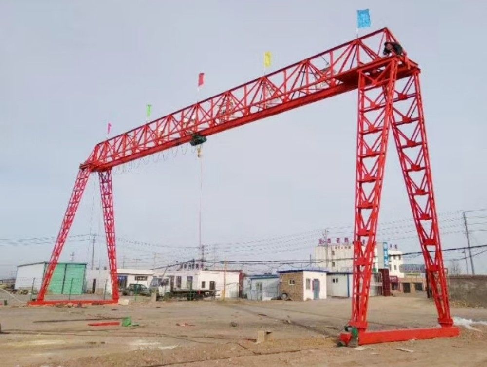 龍門吊廠家、價格、品牌、電動單梁門式起重機設計制造、安裝維修