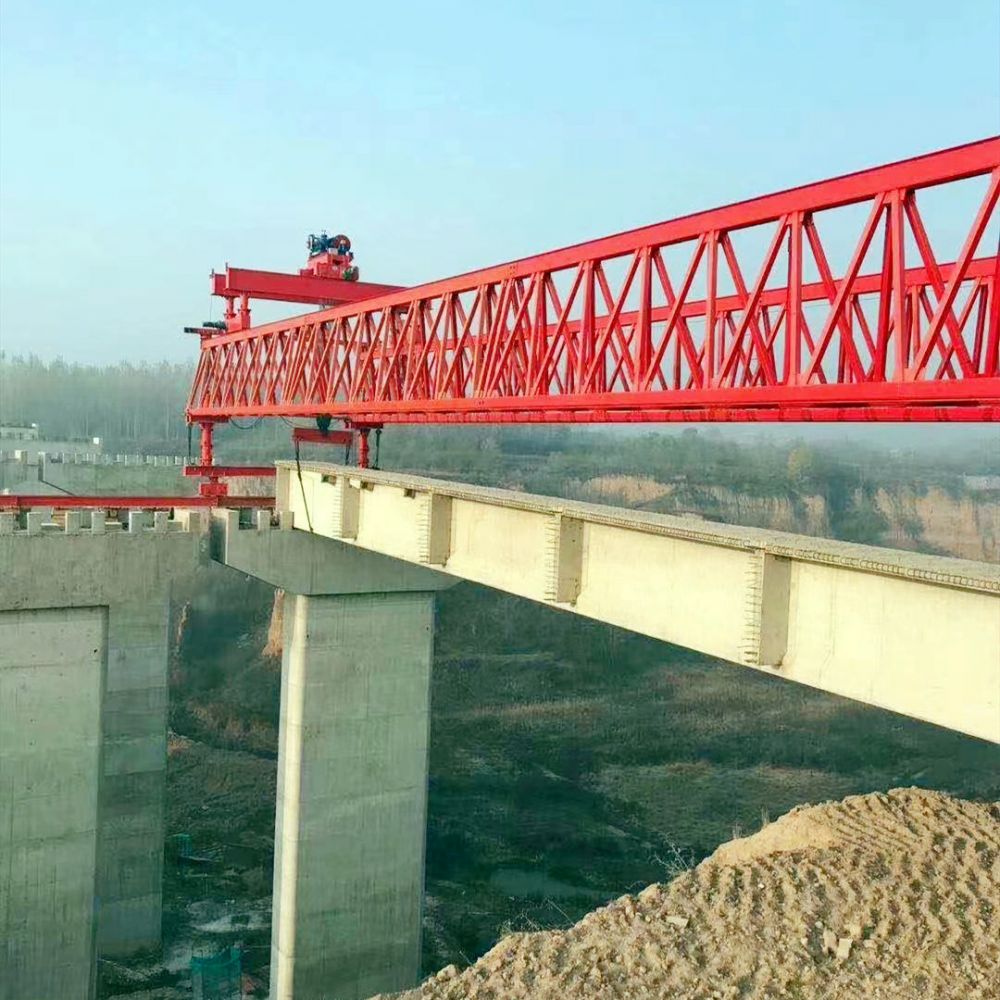 出租架橋機(jī)、架橋龍門吊、提梁機(jī)、單雙梁門式起重機(jī)租賃出租安裝維修