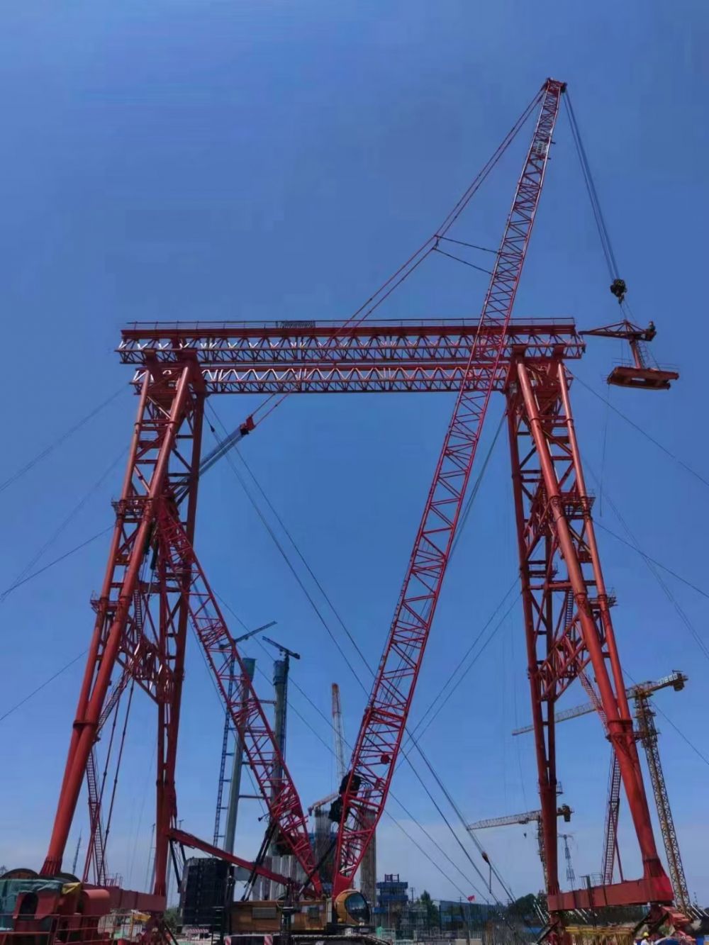 提梁機、架橋起重機、路橋門機、工程龍門吊租賃出租廠家、電話、價格