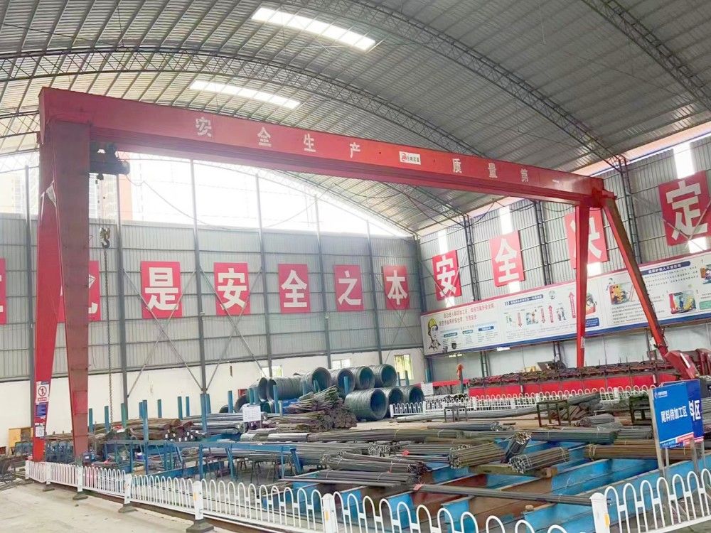 龍門吊廠家品牌、MH型電動(dòng)單梁門式起重機(jī)制造、安裝維修