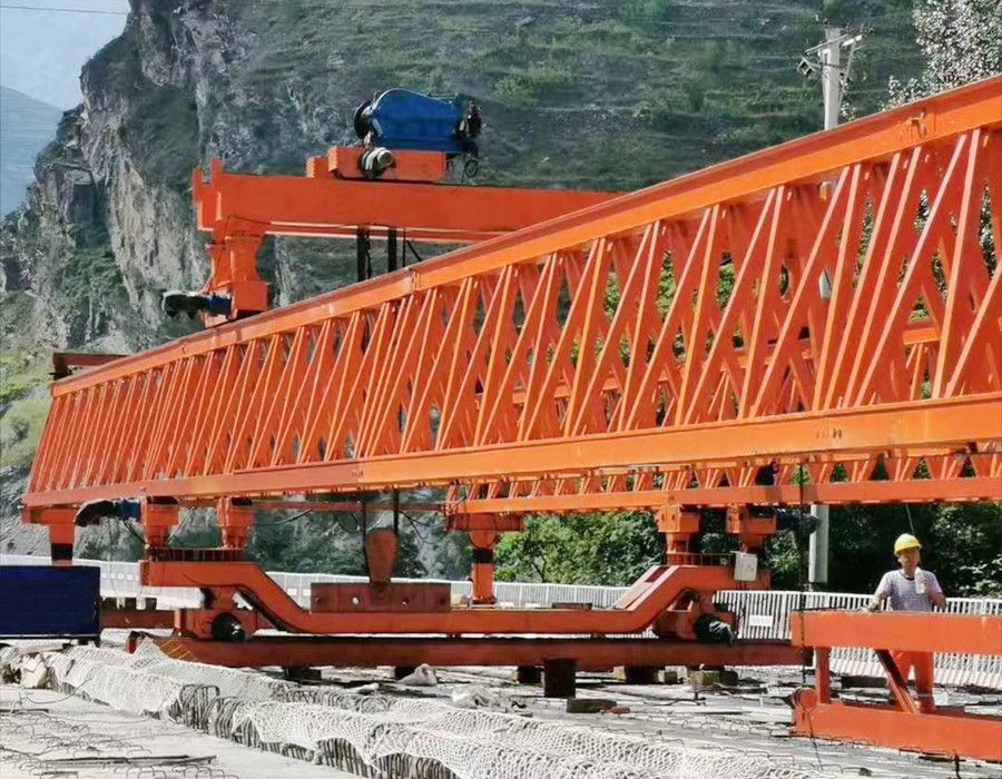 安徽工程起重機(jī)械、架橋機(jī)、制梁場龍門吊
