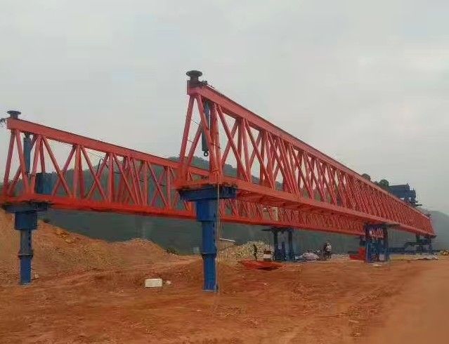 鄭州架橋機租賃、提梁門式起重機、出渣機、龍門吊租賃出租、安裝維修