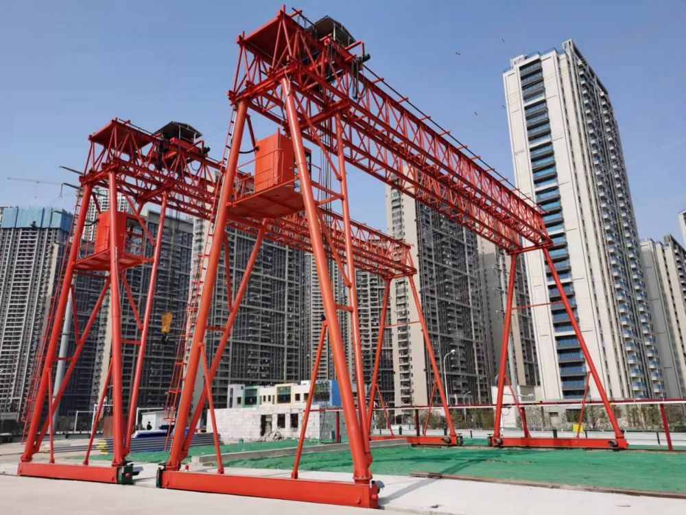 廣州番禺龍門吊、提梁機、雙梁桁架門式起重機、路橋門機、廠家銷售
