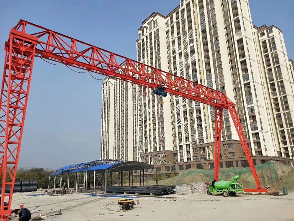 河南龍門吊型號規(guī)格、參數(shù)、電動單梁門式起重機(jī)噸位、價(jià)格