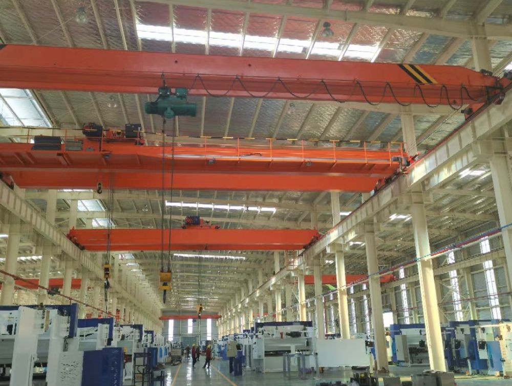 電動(dòng)單雙梁橋式起重機(jī)、吊機(jī)、天車(chē)、行吊廠家報(bào)價(jià)